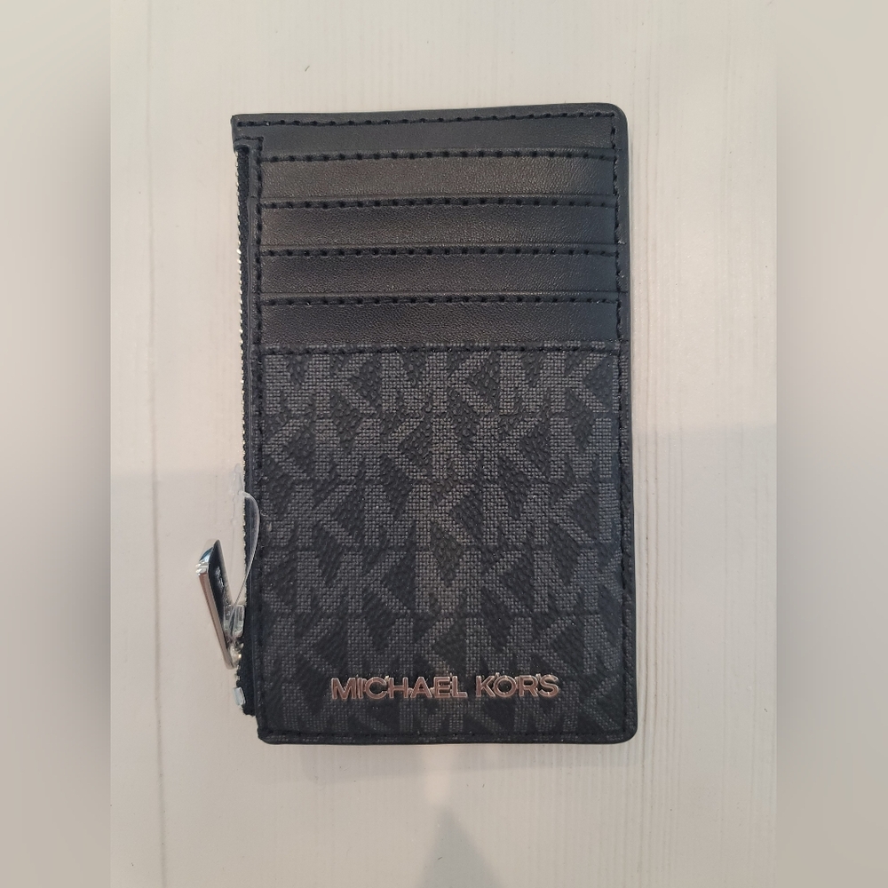 Michael Kors Jet Set Travel Wallet Black- NWT